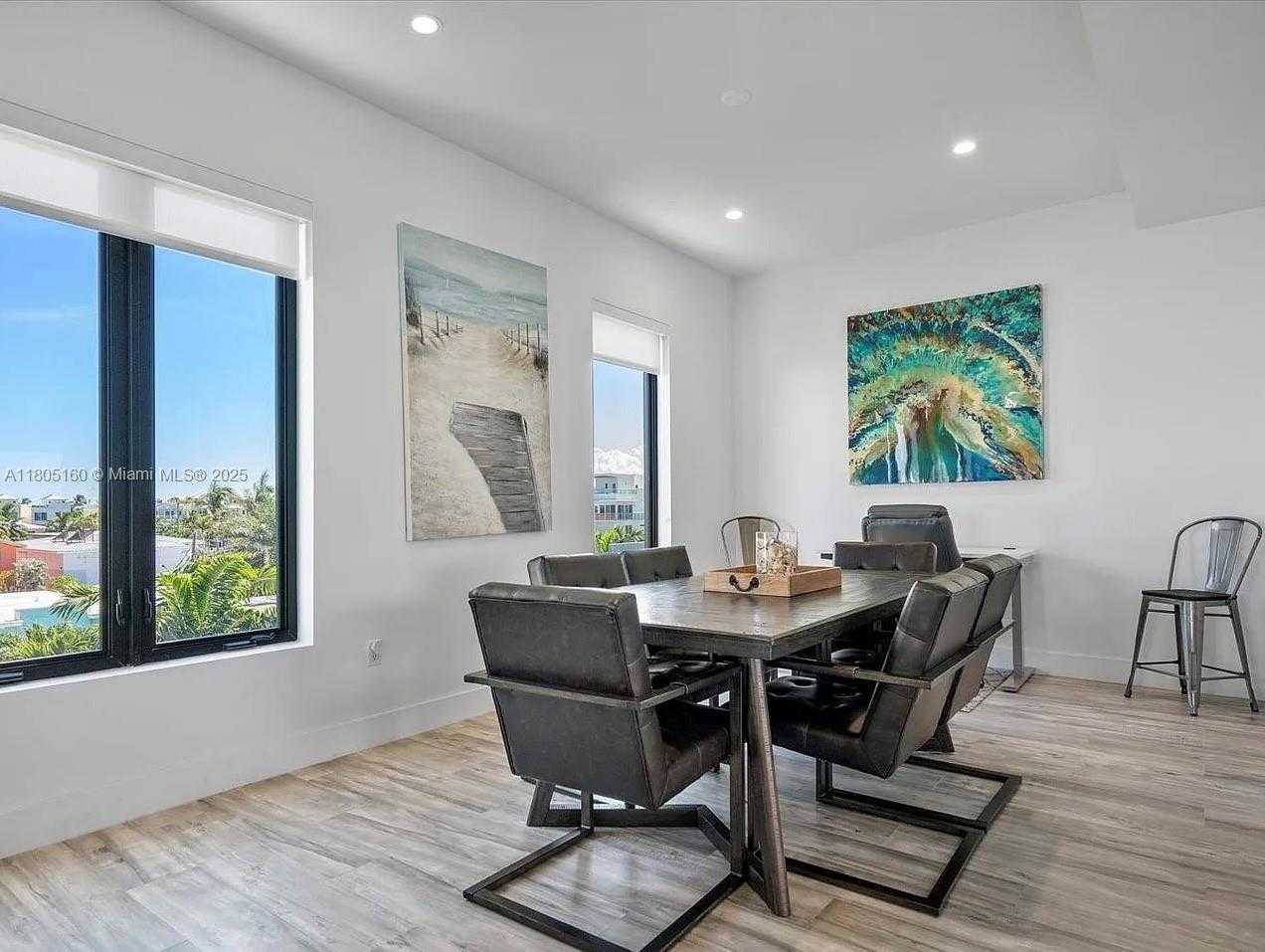 Small Image of 332 BALBOA ST, Hollywood Number 22