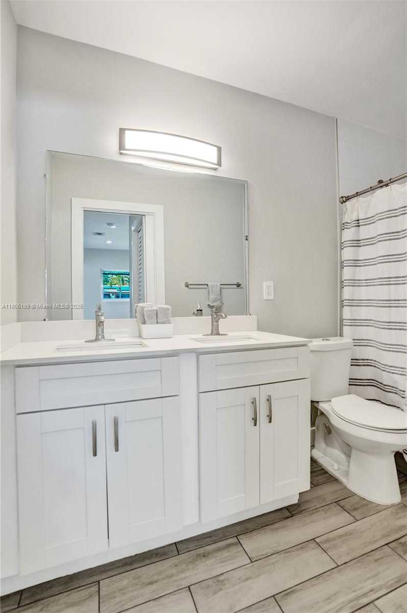 Small Image of 1313 NORTH EAST 15TH AVE, Fort Lauderdale Number 33