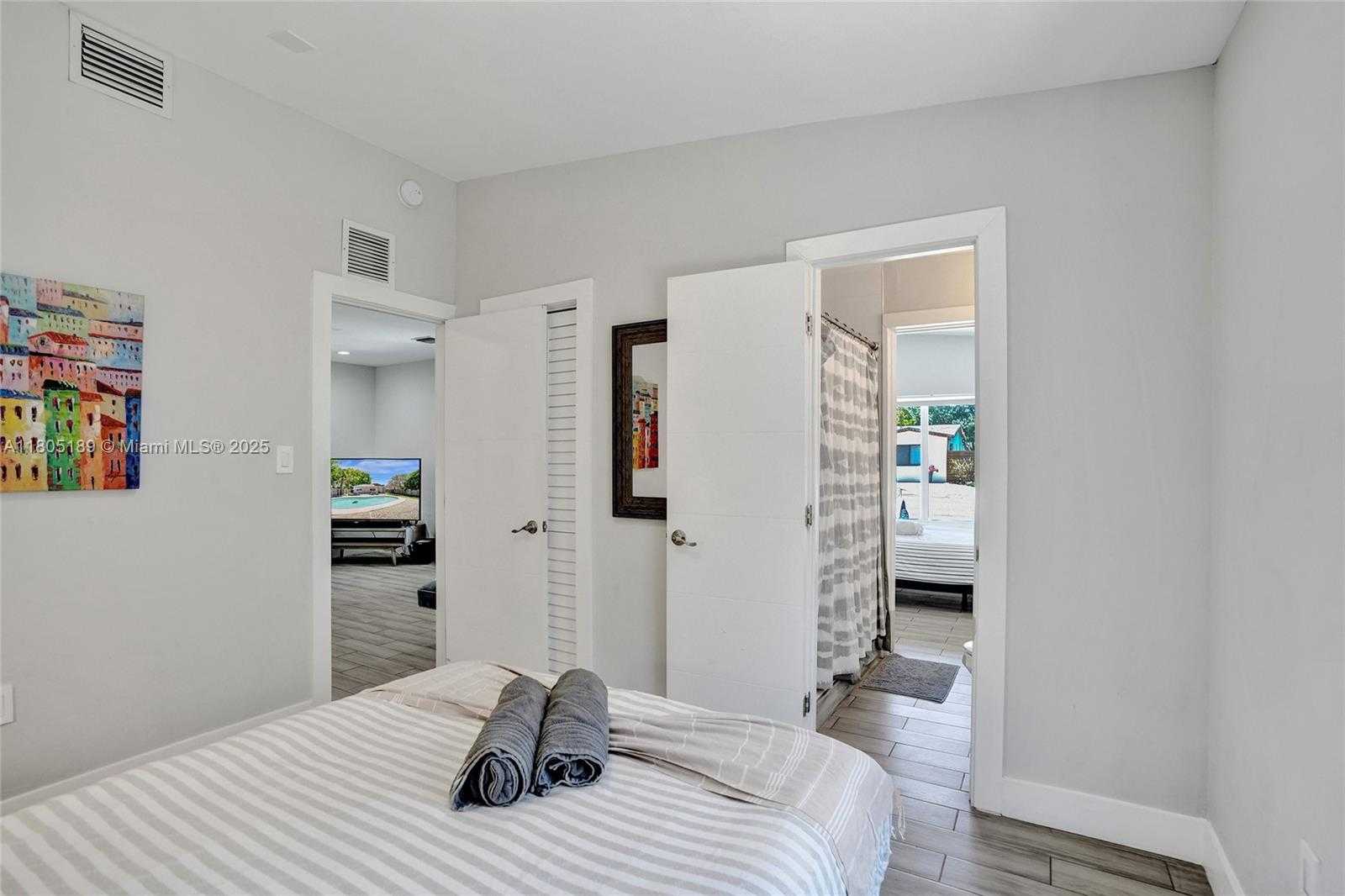 Small Image of 1313 NORTH EAST 15TH AVE, Fort Lauderdale Number 35