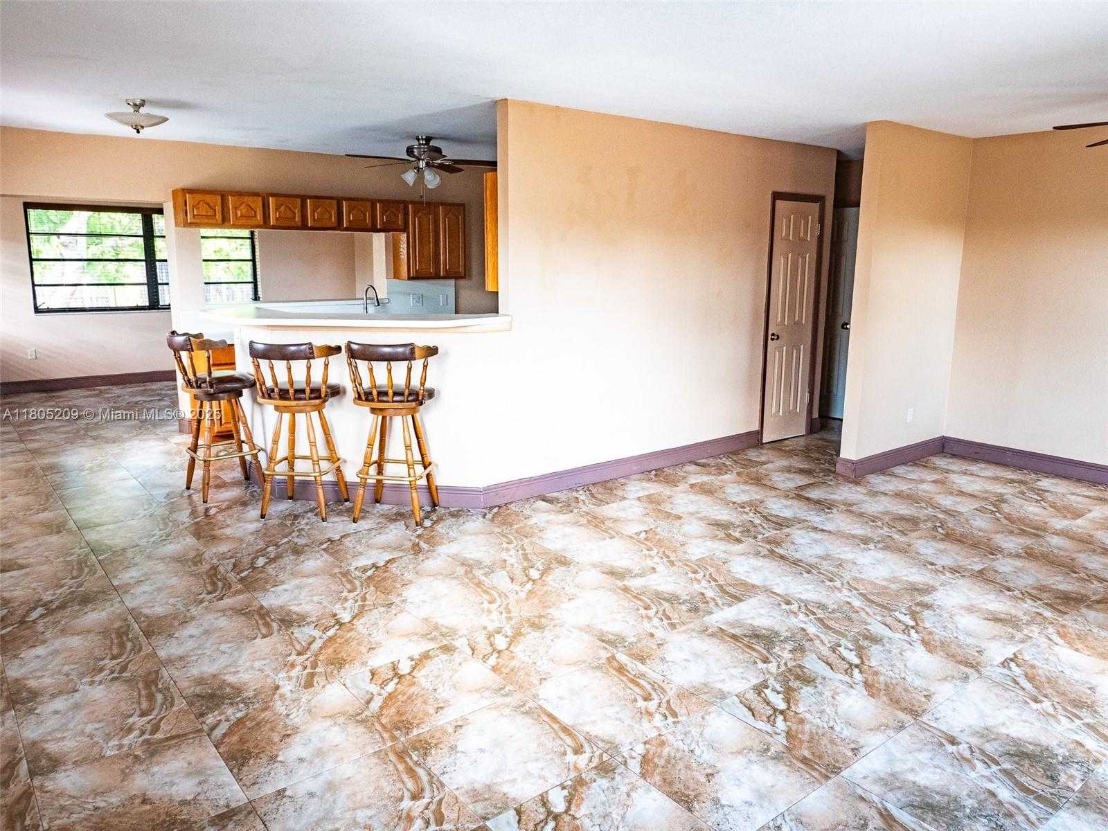 Small Image of 11800 SOUTH WEST 179TH TER, Miami Number 2