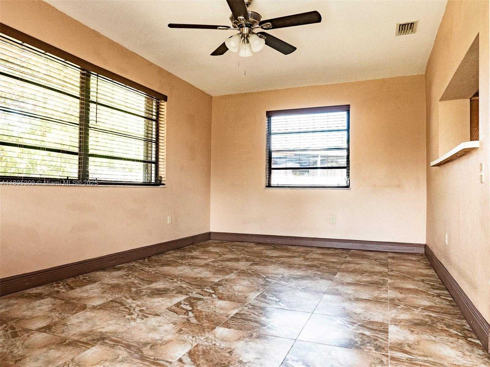 Small Image of 11800 SOUTH WEST 179TH TER, Miami Number 8