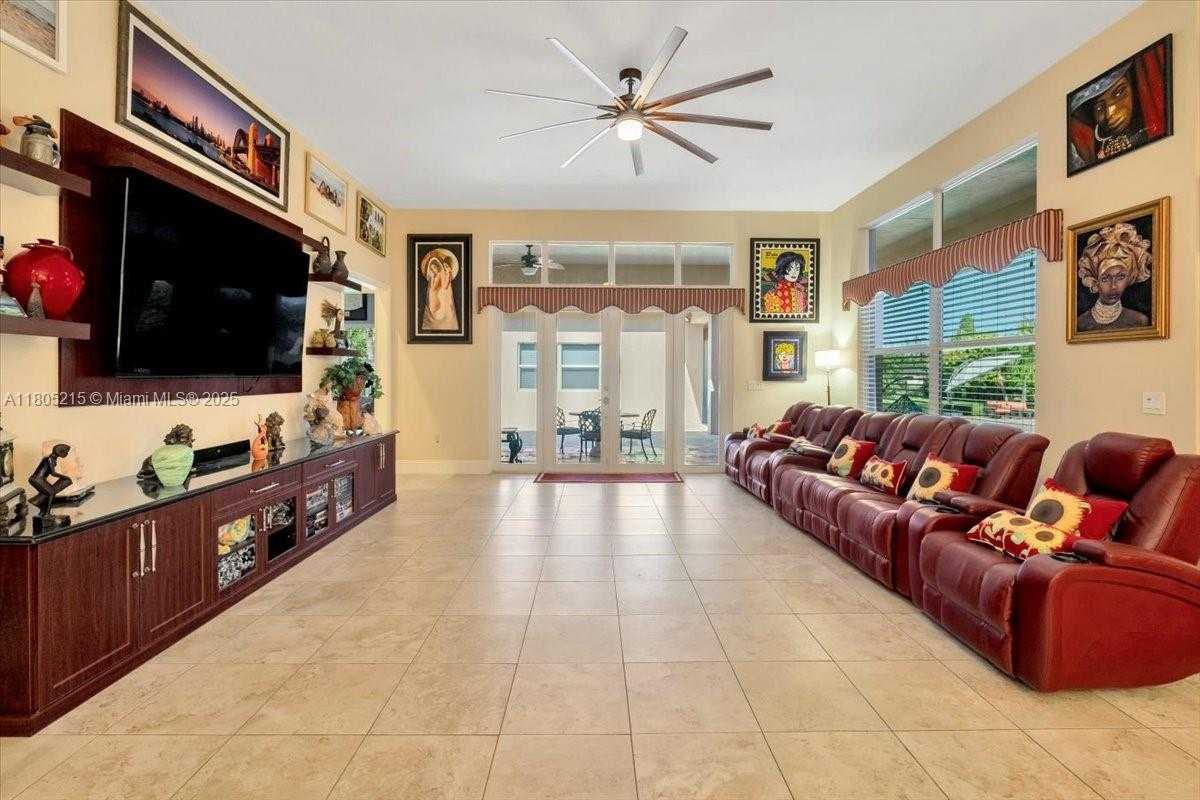 Small Image of 4800 SOUTH WEST 141ST AVE, Miramar Number 18