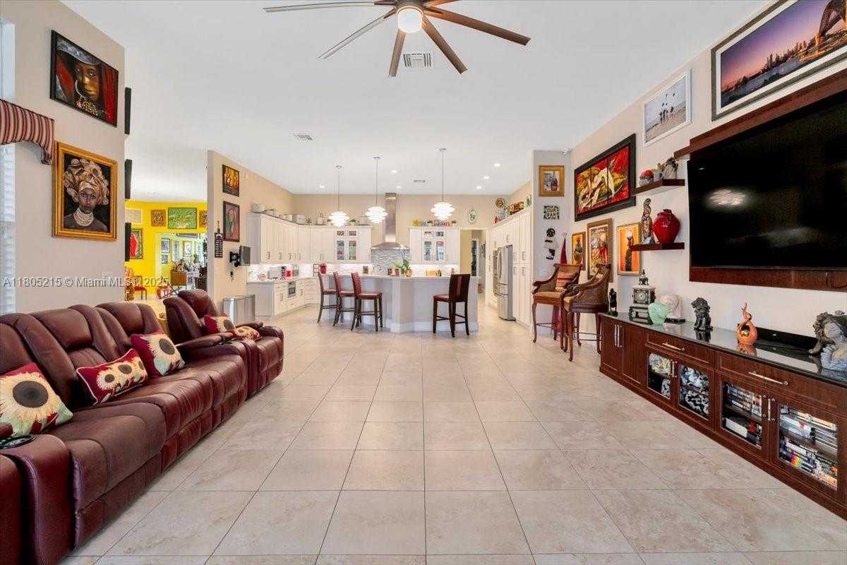 Small Image of 4800 SOUTH WEST 141ST AVE, Miramar Number 19