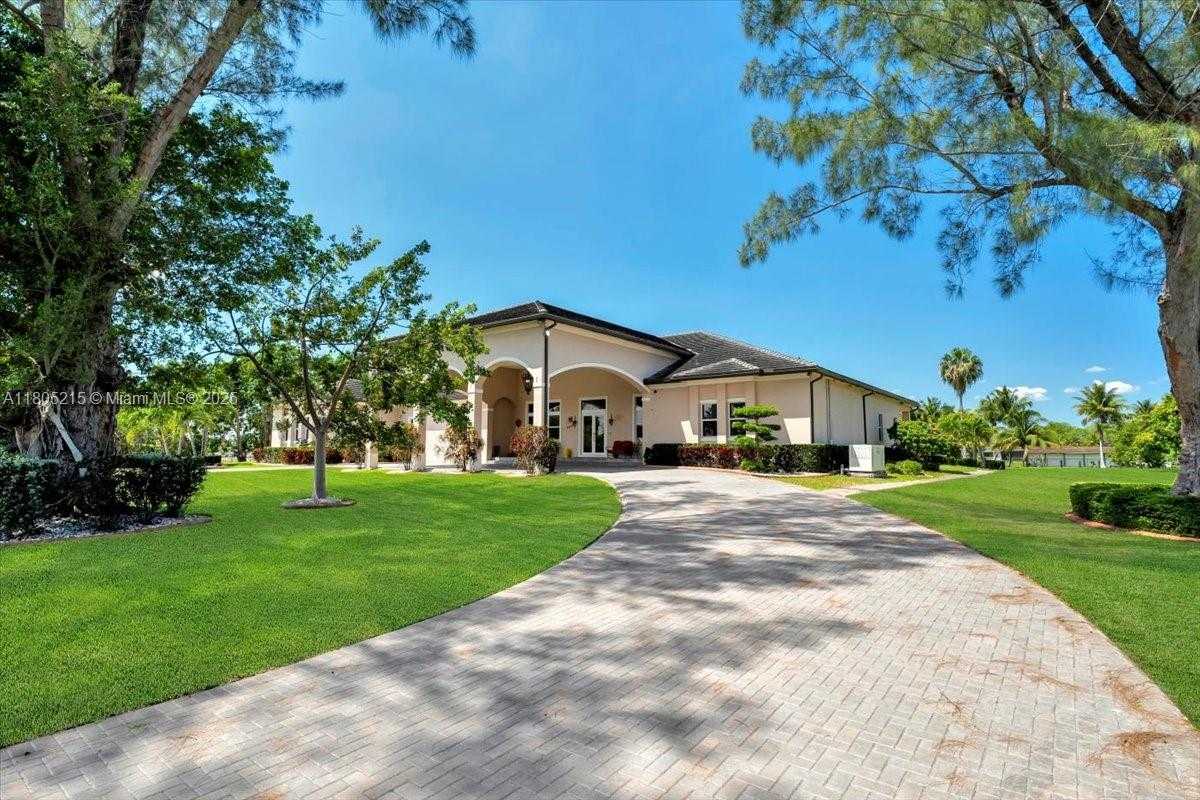 Small Image of 4800 SOUTH WEST 141ST AVE, Miramar Number 2