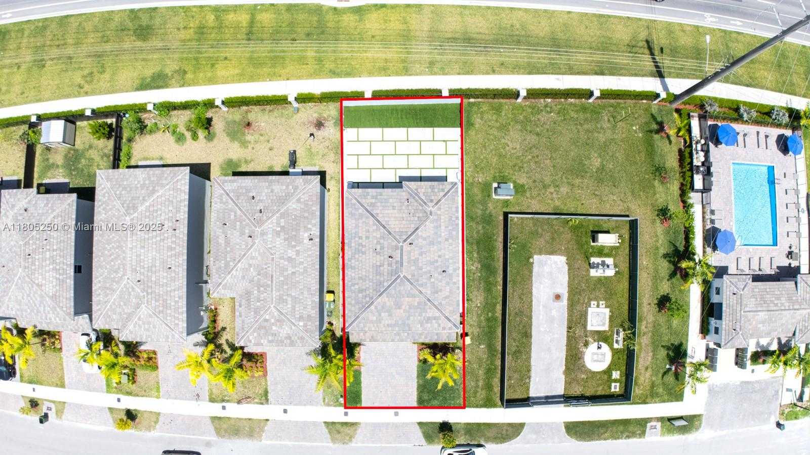 Small Image of 715 SOUTH EAST 17TH AVE, Homestead Number 2