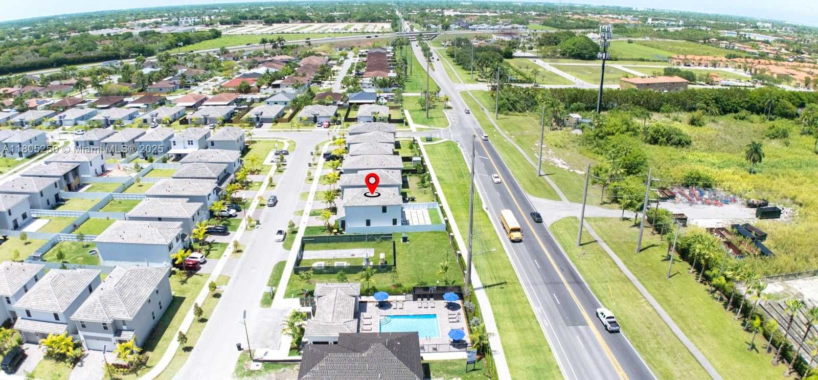 Small Image of 715 SOUTH EAST 17TH AVE, Homestead Number 3