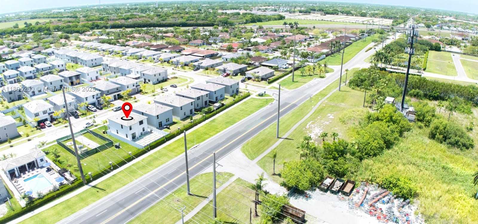 Small Image of 715 SOUTH EAST 17TH AVE, Homestead Number 4