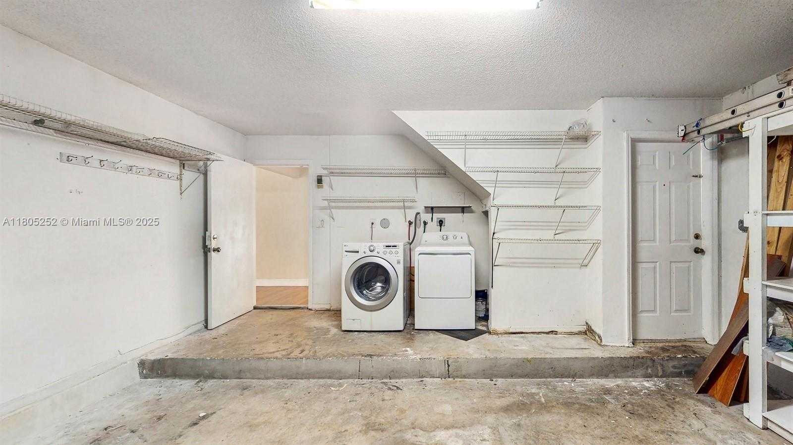 Small Image of 15141 SOUTH WEST 46TH ST, Miramar Number 17