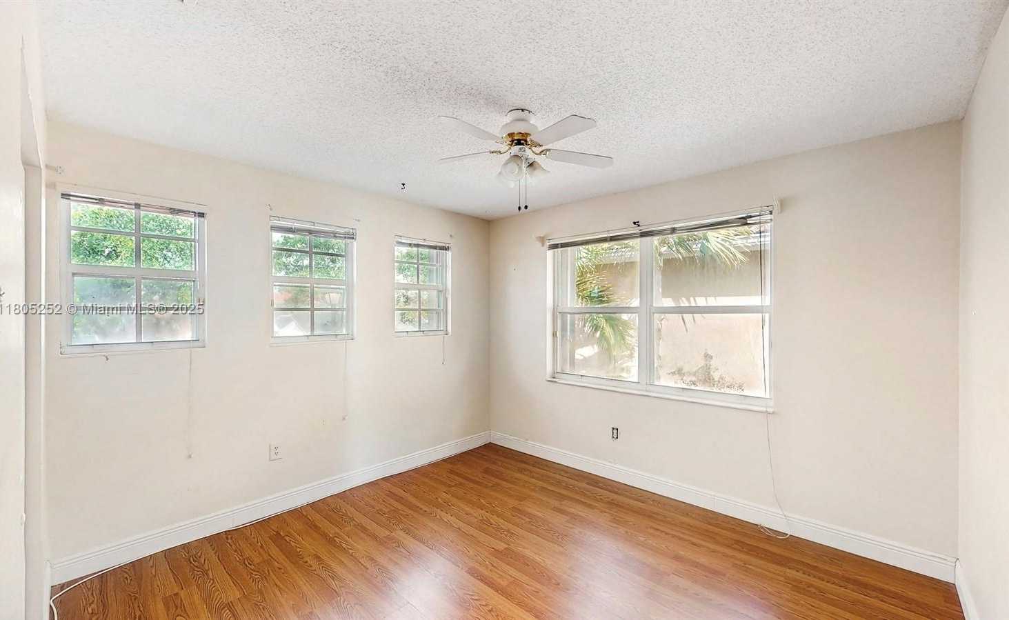 Small Image of 15141 SOUTH WEST 46TH ST, Miramar Number 28