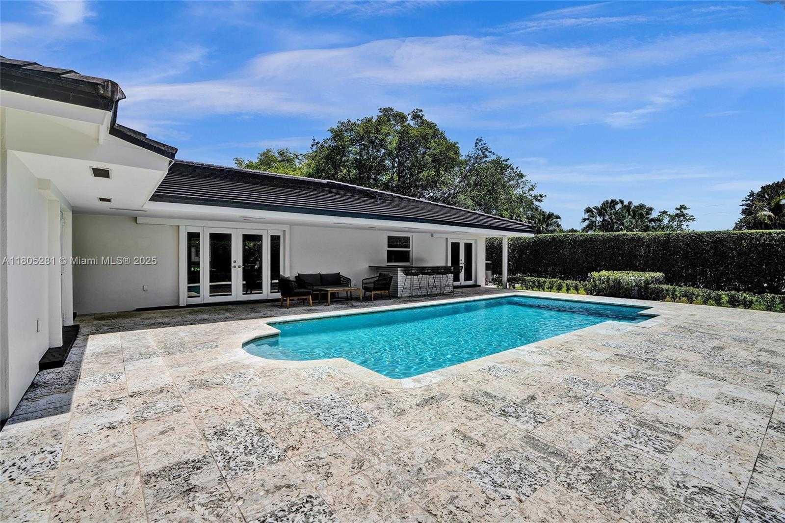 Small Image of 7941 SOUTH WEST 143RD ST, Palmetto Bay Number 27
