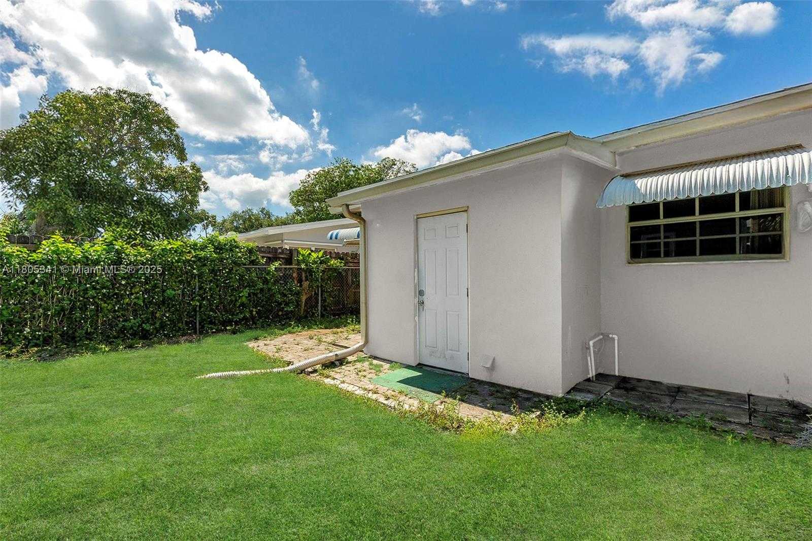 Small Image of 351 NORTH EAST 57TH CT, Oakland Park Number 25