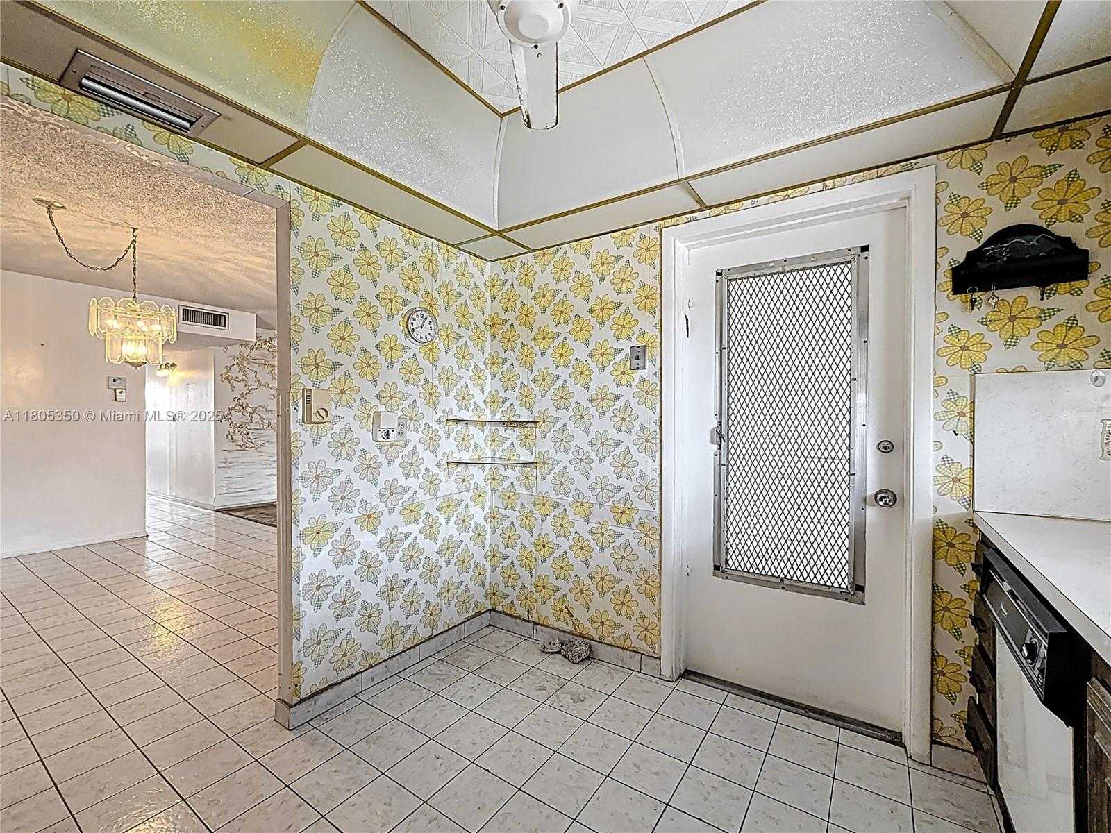 Small Image of 5300 WASHINGTON ST, UNIT U-305, Hollywood Number 28