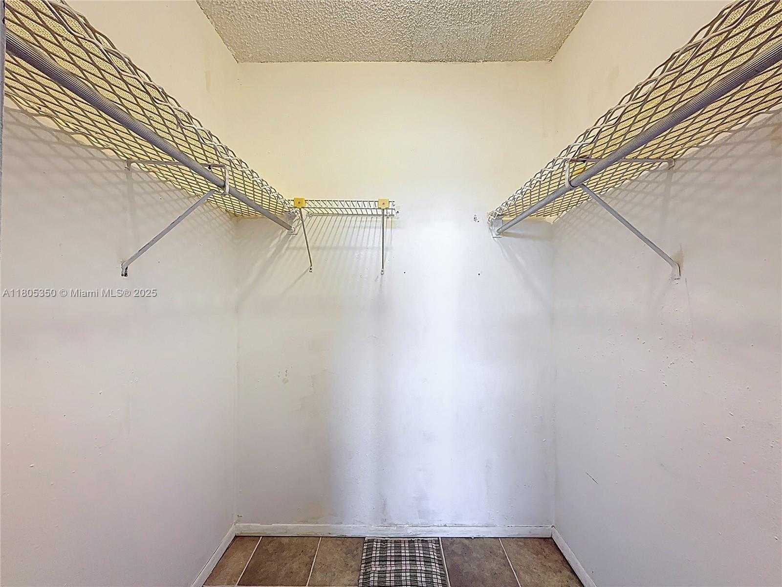 Small Image of 5300 WASHINGTON ST, UNIT U-305, Hollywood Number 33