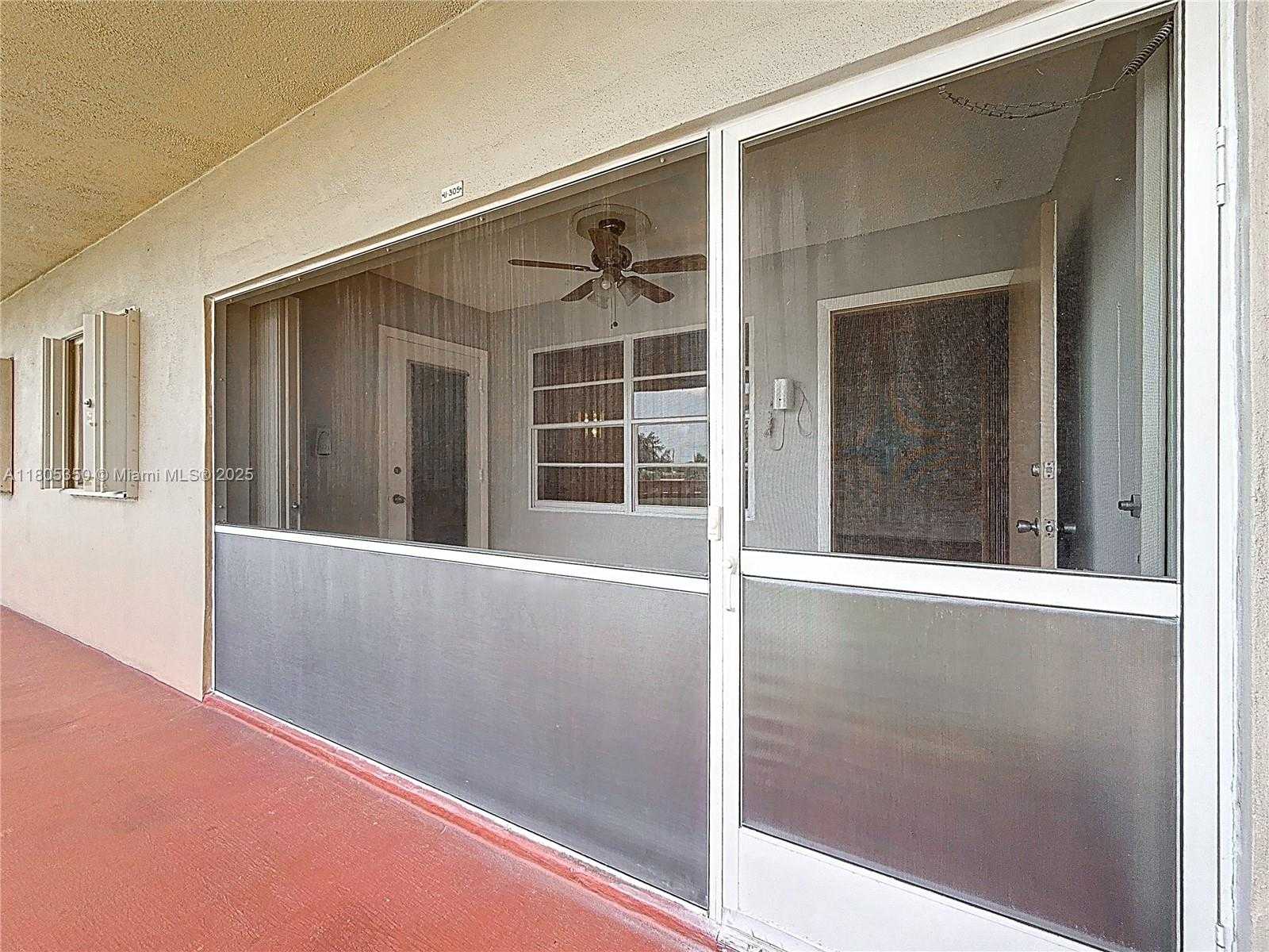 Small Image of 5300 WASHINGTON ST, UNIT U-305, Hollywood Number 6