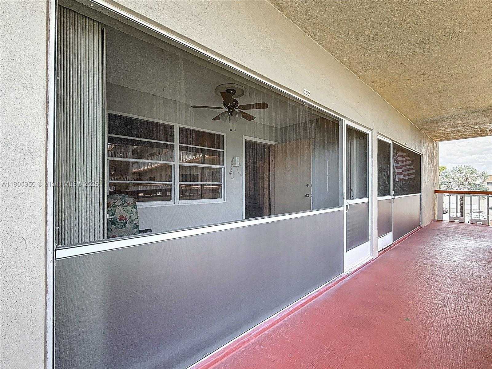 Small Image of 5300 WASHINGTON ST, UNIT U-305, Hollywood Number 7