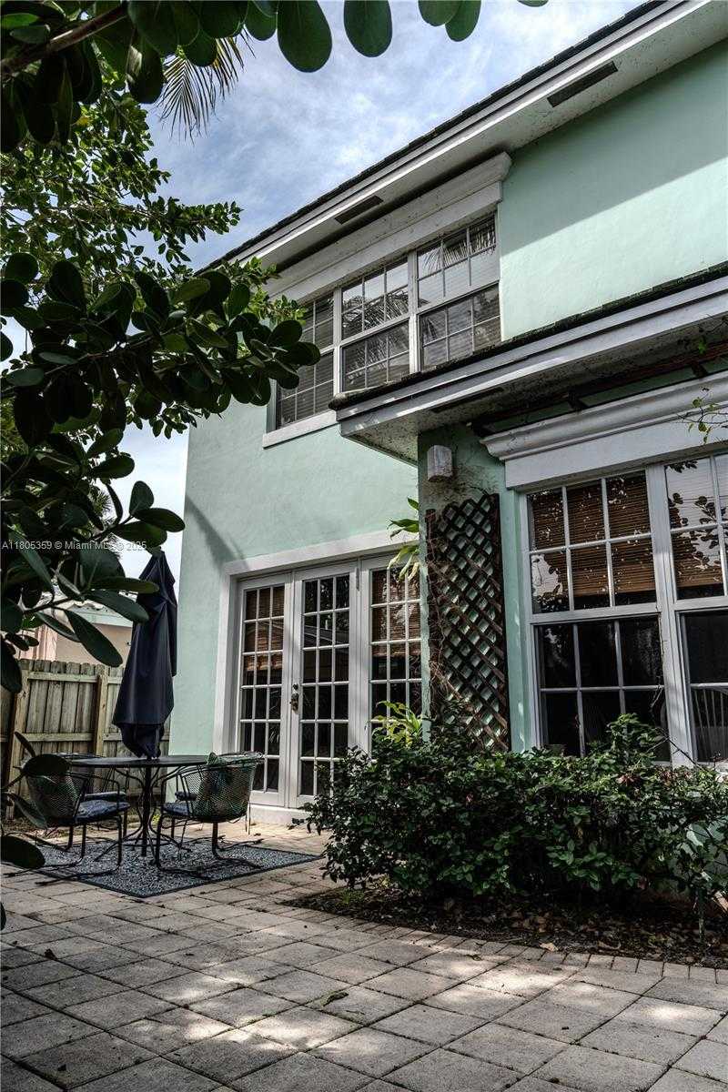 Small Image of 1812 SOUTH WEST 10TH AVE, Fort Lauderdale Number 13