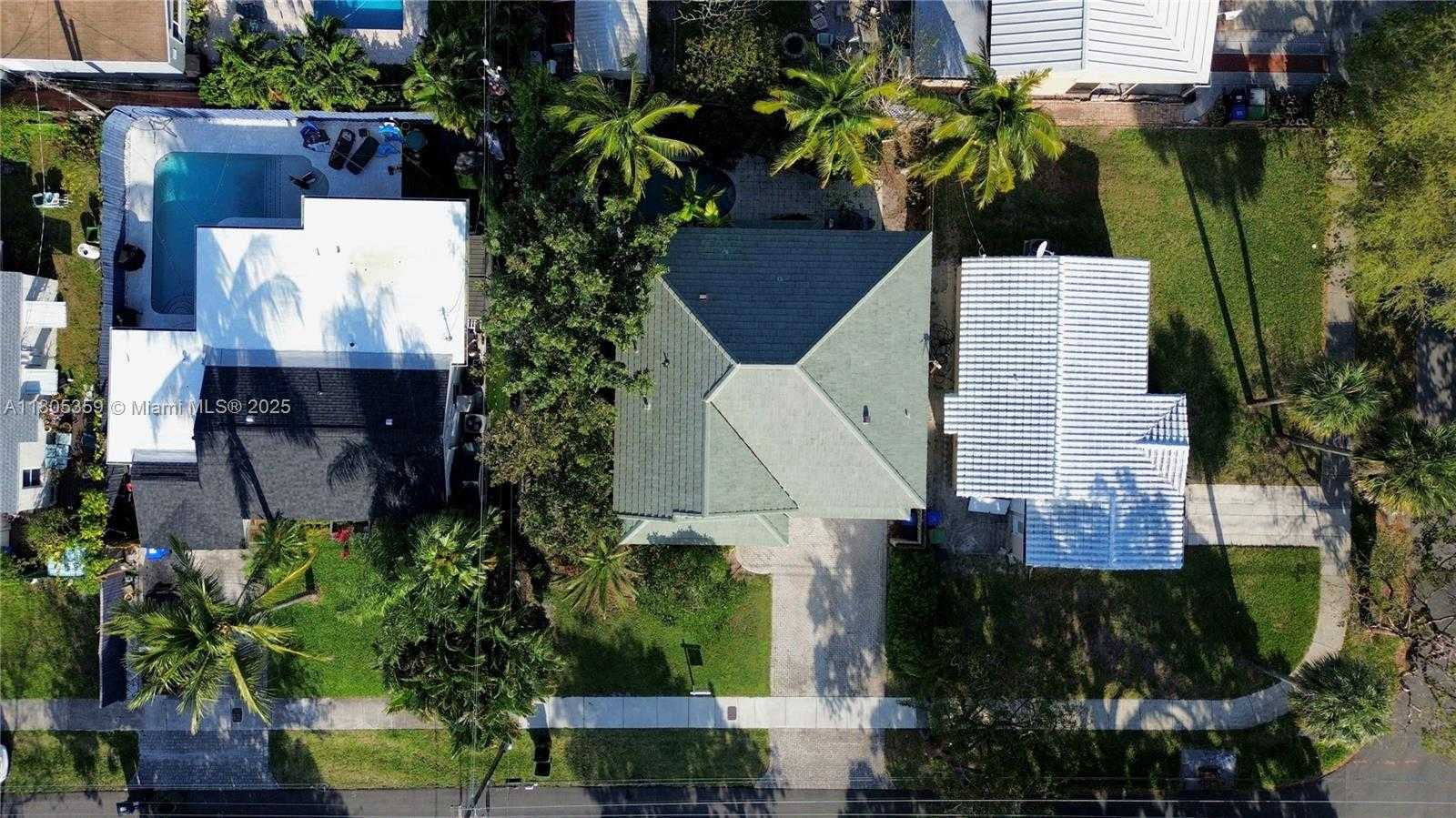 Small Image of 1812 SOUTH WEST 10TH AVE, Fort Lauderdale Number 5