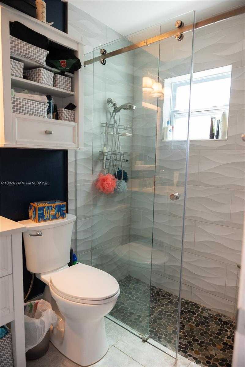 Small Image of 19663 HAMPTON DR, Boca Raton Number 8