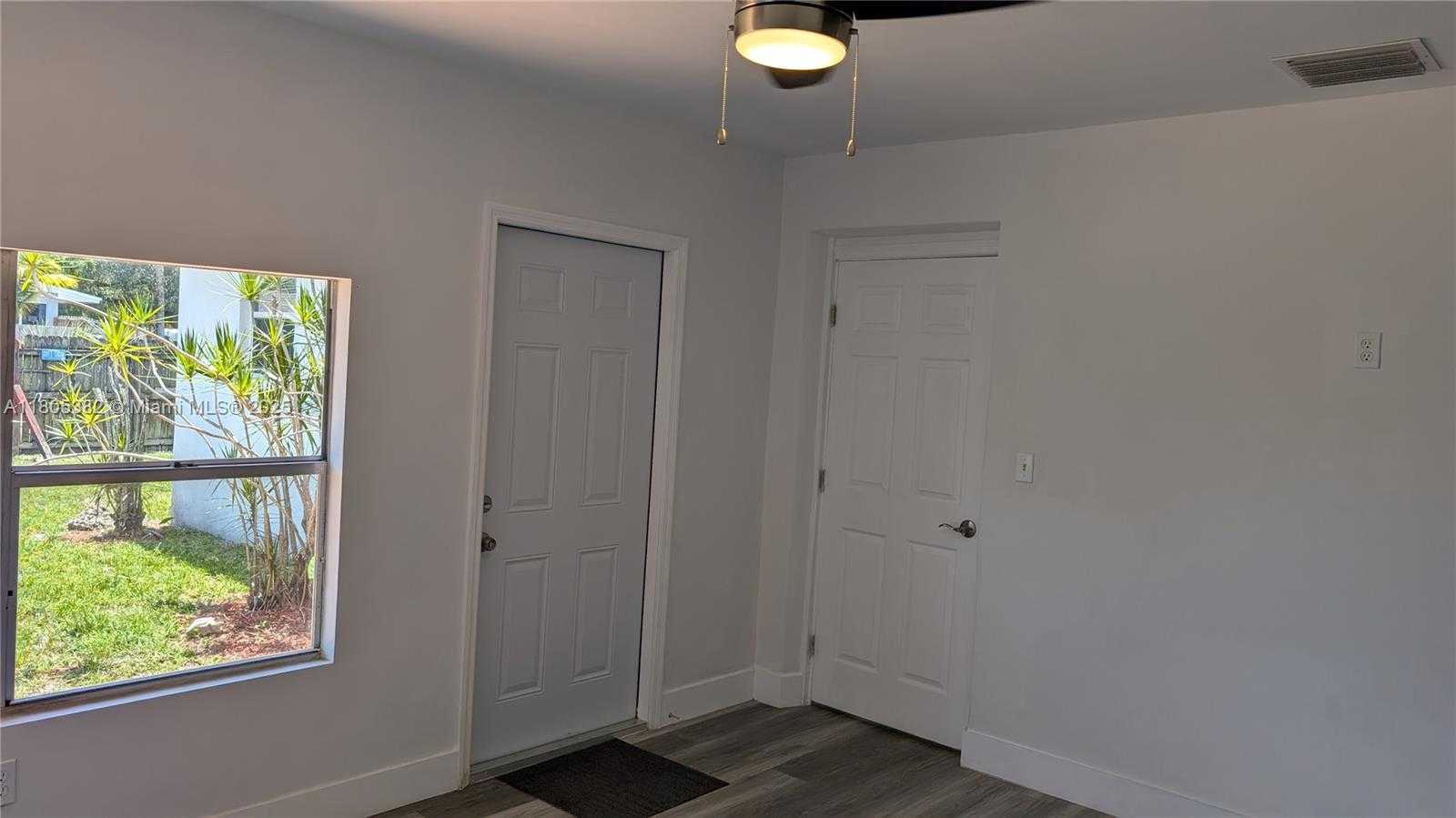 Small Image of 3601 NORTH 72ND AVE, Hollywood Number 10