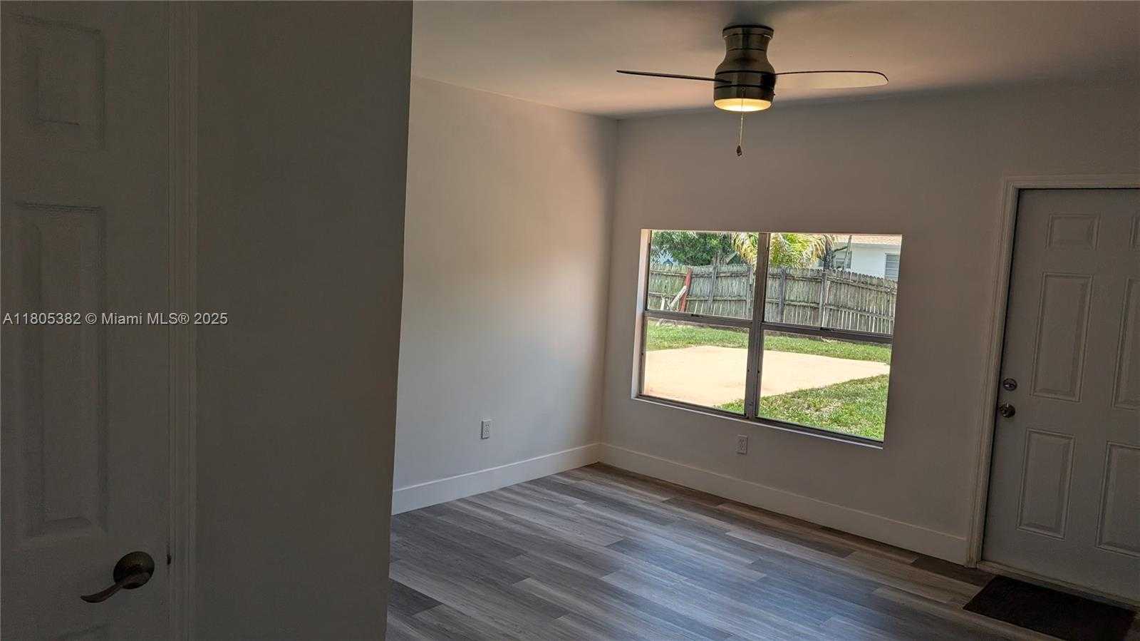 Small Image of 3601 NORTH 72ND AVE, Hollywood Number 11