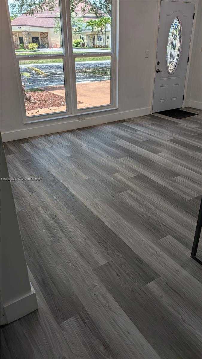 Small Image of 3601 NORTH 72ND AVE, Hollywood Number 23