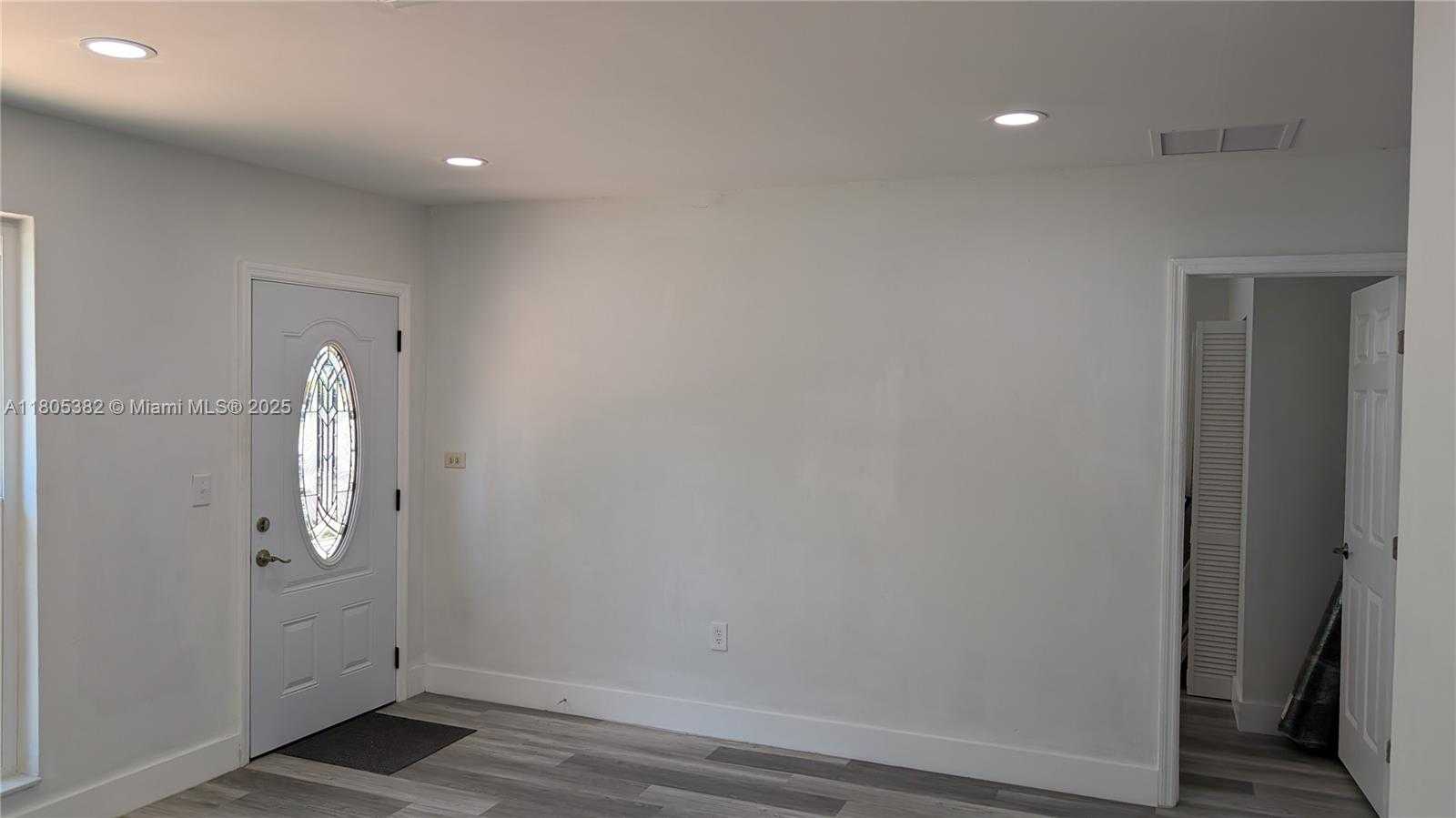 Small Image of 3601 NORTH 72ND AVE, Hollywood Number 24