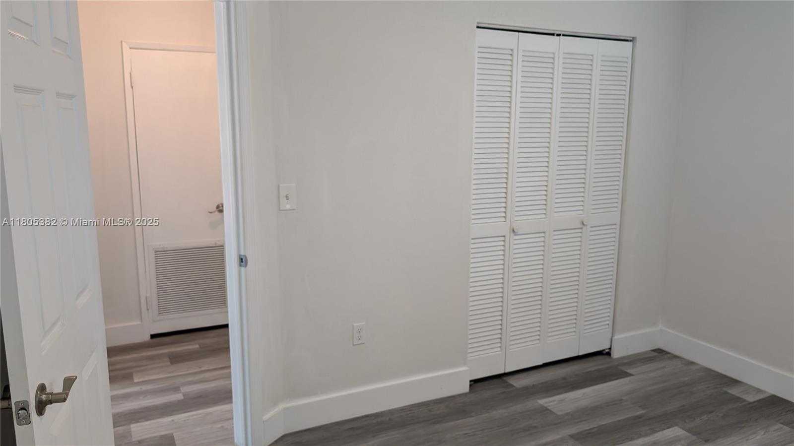 Small Image of 3601 NORTH 72ND AVE, Hollywood Number 26