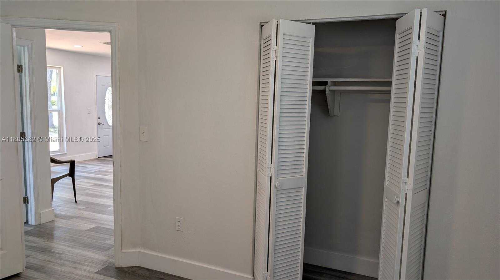 Small Image of 3601 NORTH 72ND AVE, Hollywood Number 30