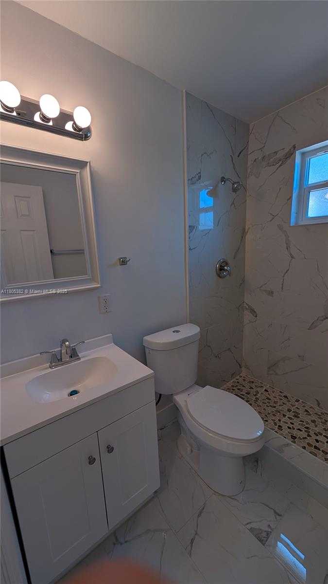 Small Image of 3601 NORTH 72ND AVE, Hollywood Number 31