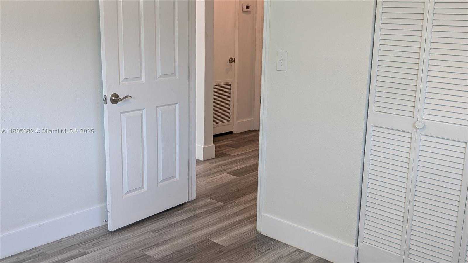 Small Image of 3601 NORTH 72ND AVE, Hollywood Number 35