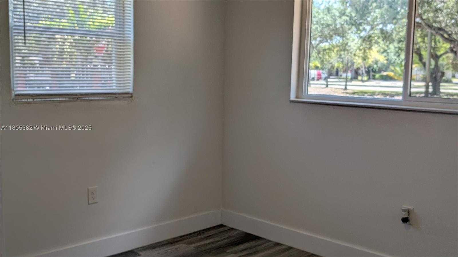 Small Image of 3601 NORTH 72ND AVE, Hollywood Number 36