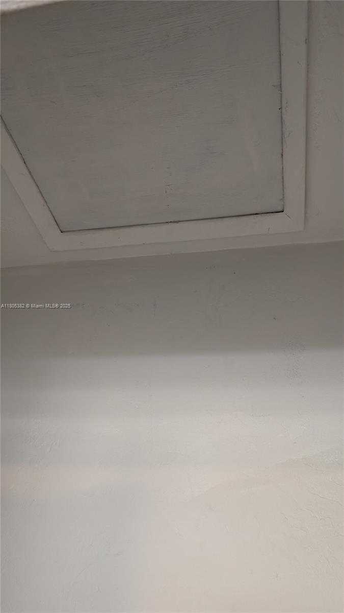 Small Image of 3601 NORTH 72ND AVE, Hollywood Number 38