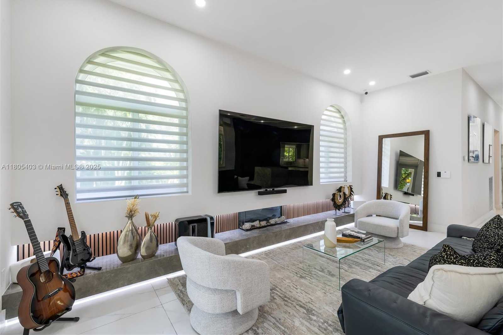 Small Image of 8941 SOUTH WEST 65TH CT, Pinecrest Number 19