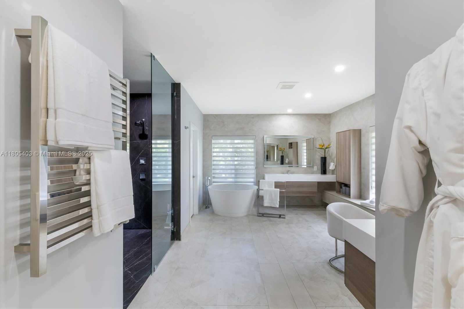 Small Image of 8941 SOUTH WEST 65TH CT, Pinecrest Number 26