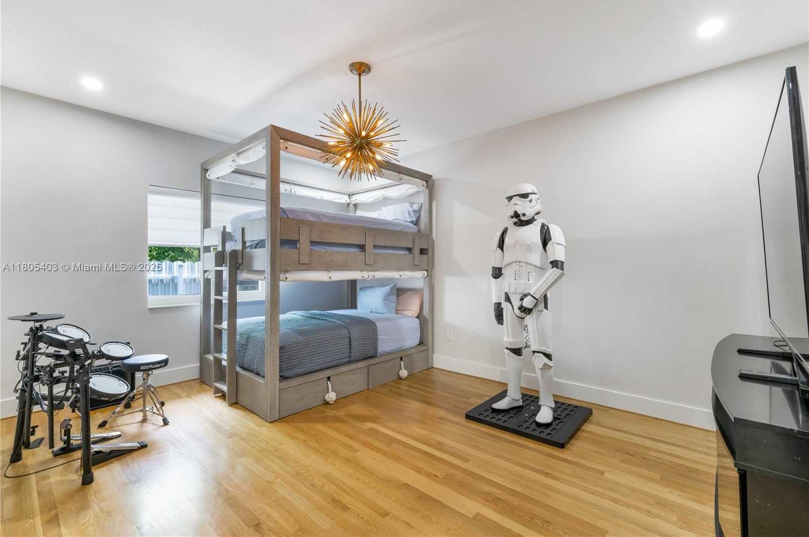 Small Image of 8941 SOUTH WEST 65TH CT, Pinecrest Number 34