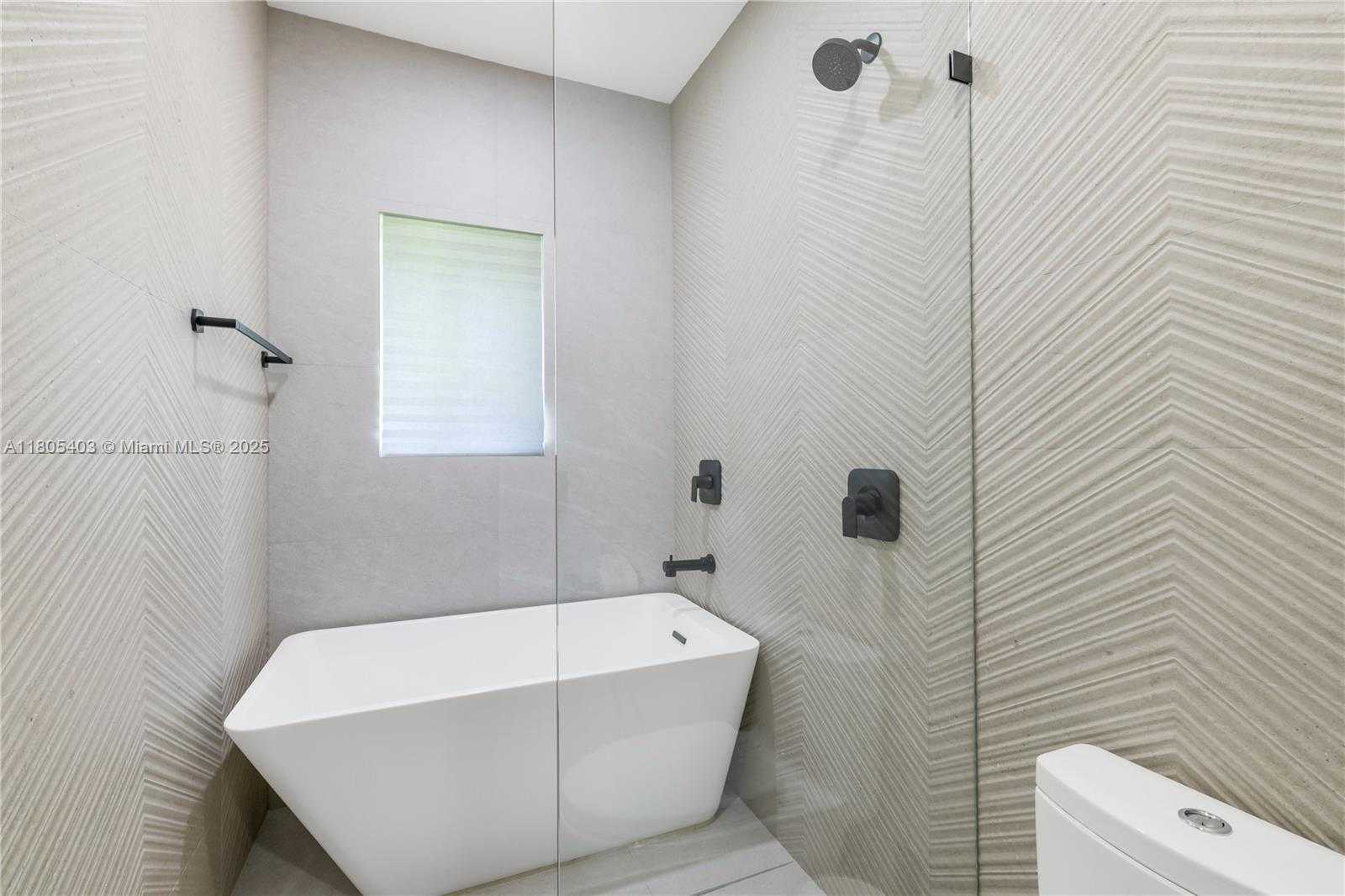 Small Image of 8941 SOUTH WEST 65TH CT, Pinecrest Number 36