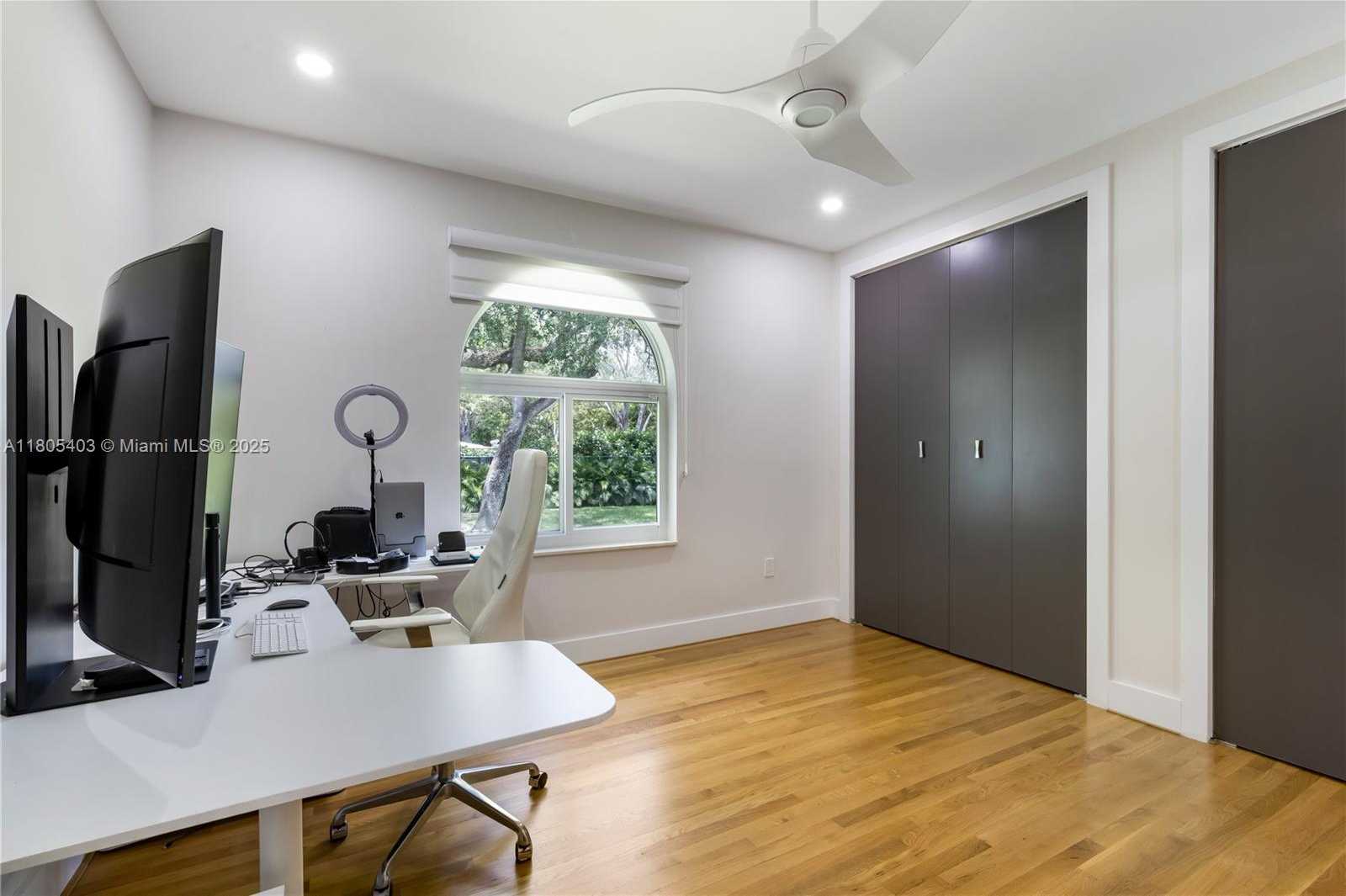 Small Image of 8941 SOUTH WEST 65TH CT, Pinecrest Number 38