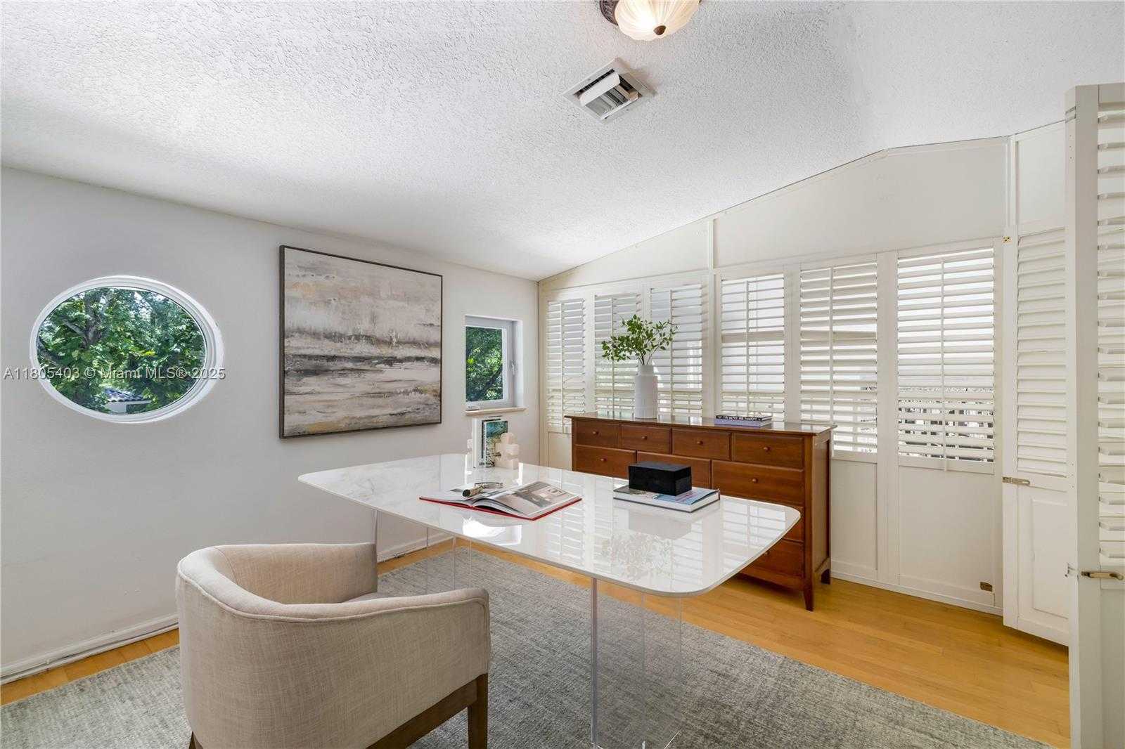 Small Image of 8941 SOUTH WEST 65TH CT, Pinecrest Number 49