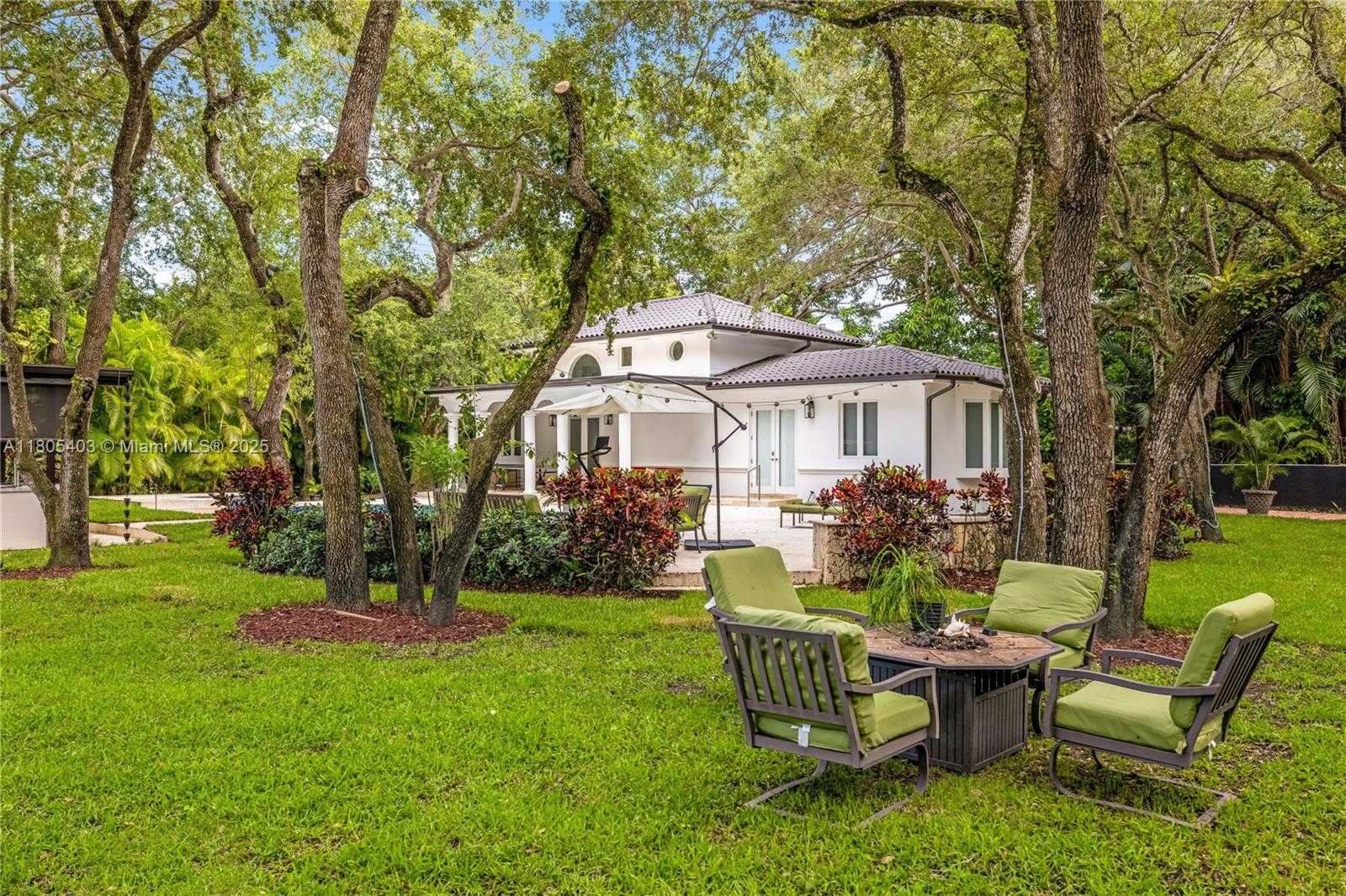 Small Image of 8941 SOUTH WEST 65TH CT, Pinecrest Number 60