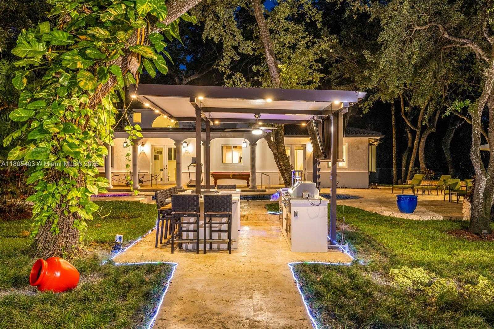 Small Image of 8941 SOUTH WEST 65TH CT, Pinecrest Number 84