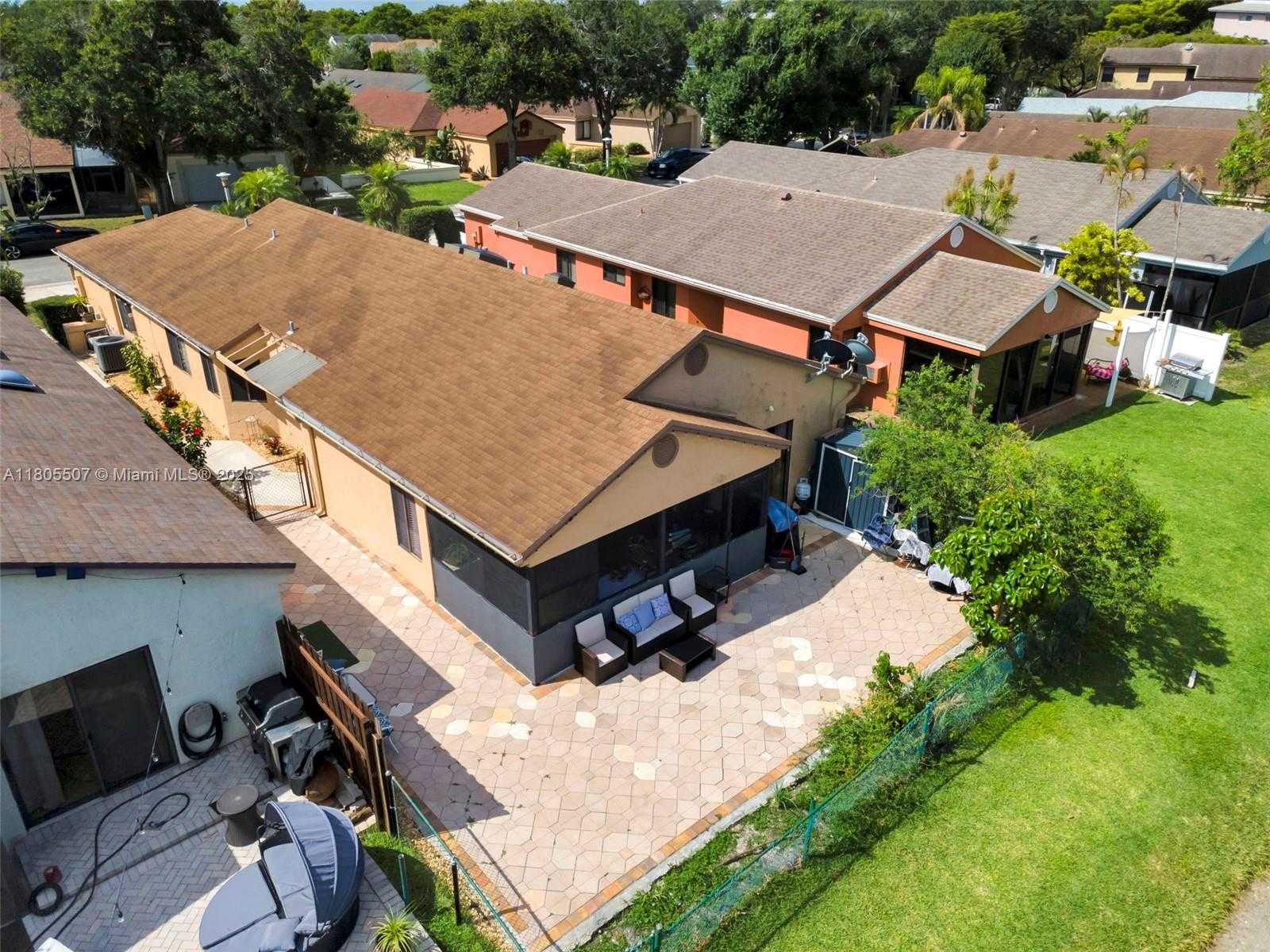 Small Image of 3831 NORTH WEST 21ST ST, Coconut Creek Number 34