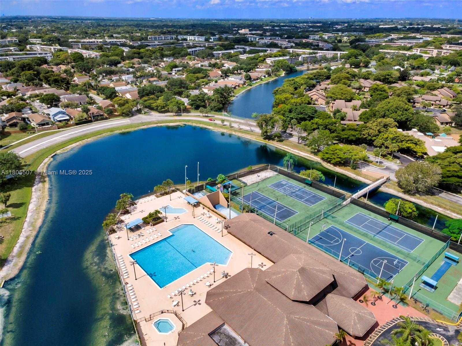 Small Image of 3831 NORTH WEST 21ST ST, Coconut Creek Number 41