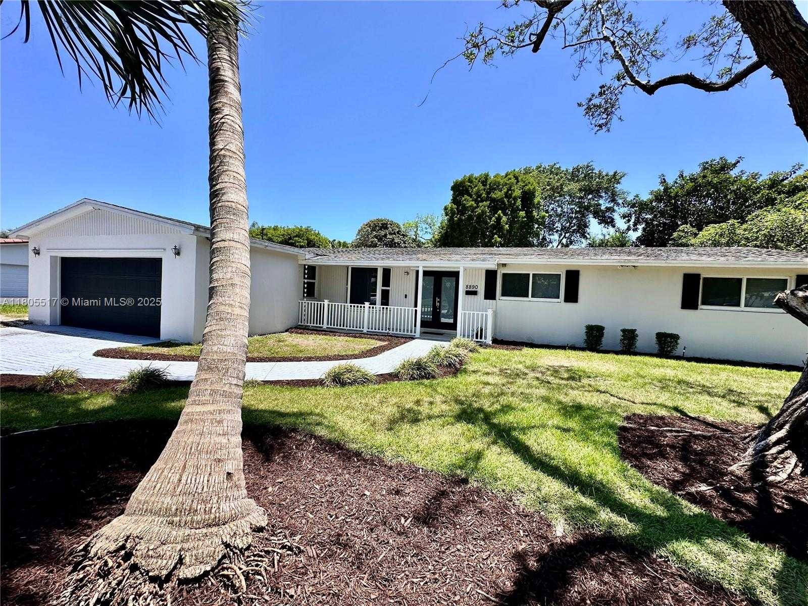 Small Image of 8890 SOUTH WEST 155TH TER, Palmetto Bay Number 2
