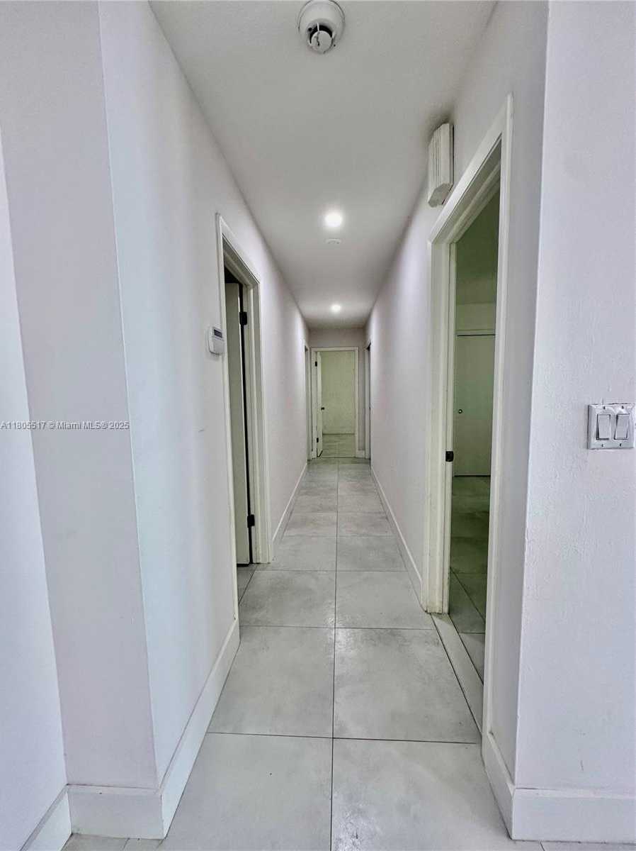 Small Image of 8890 SOUTH WEST 155TH TER, Palmetto Bay Number 31