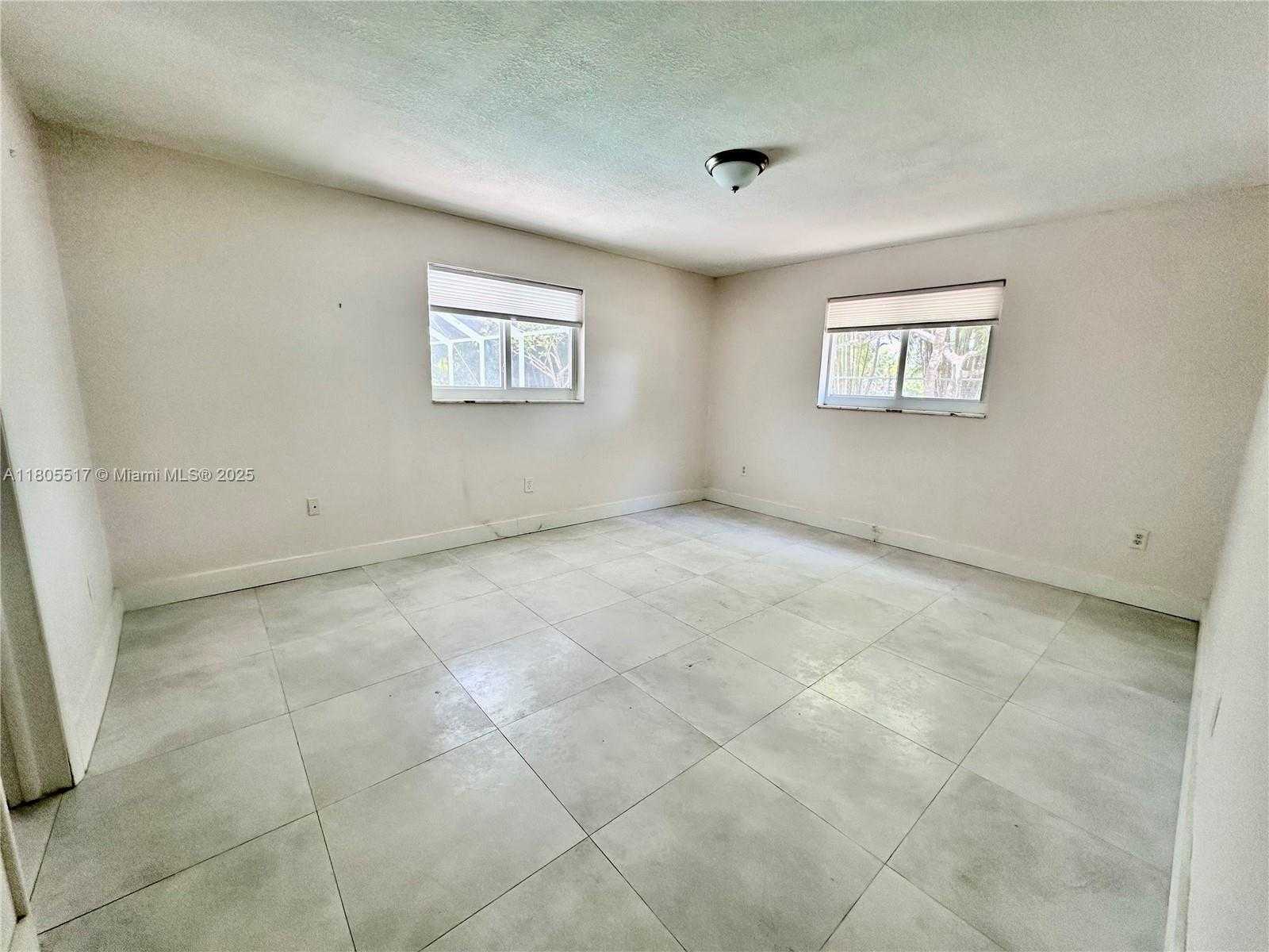 Small Image of 8890 SOUTH WEST 155TH TER, Palmetto Bay Number 36