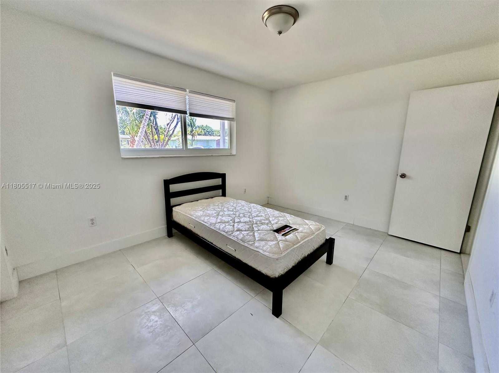 Small Image of 8890 SOUTH WEST 155TH TER, Palmetto Bay Number 49