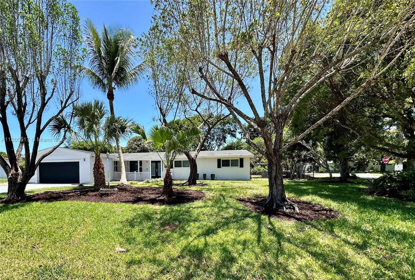 Small Image of 8890 SOUTH WEST 155TH TER, Palmetto Bay Number 5