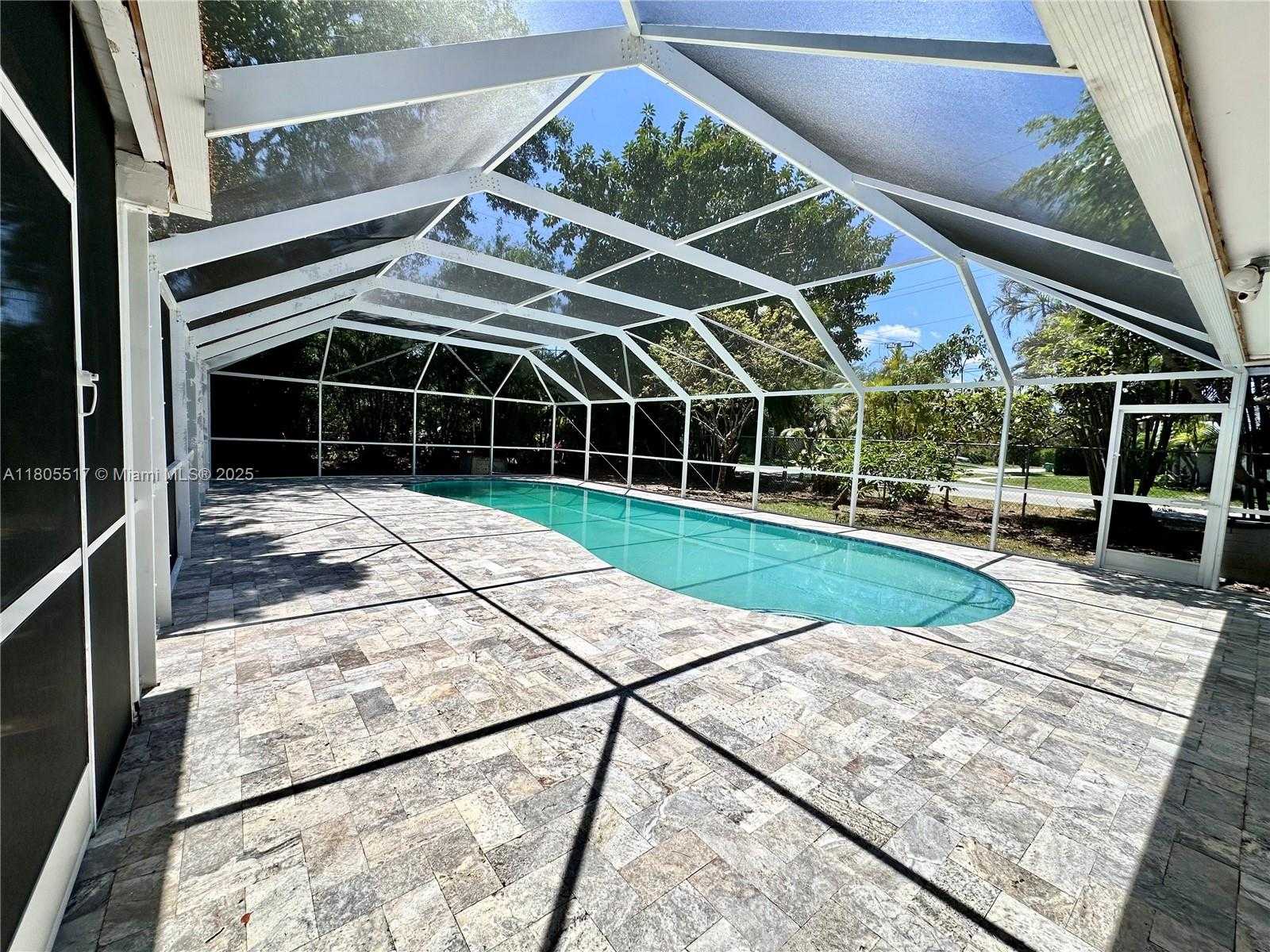 Small Image of 8890 SOUTH WEST 155TH TER, Palmetto Bay Number 62