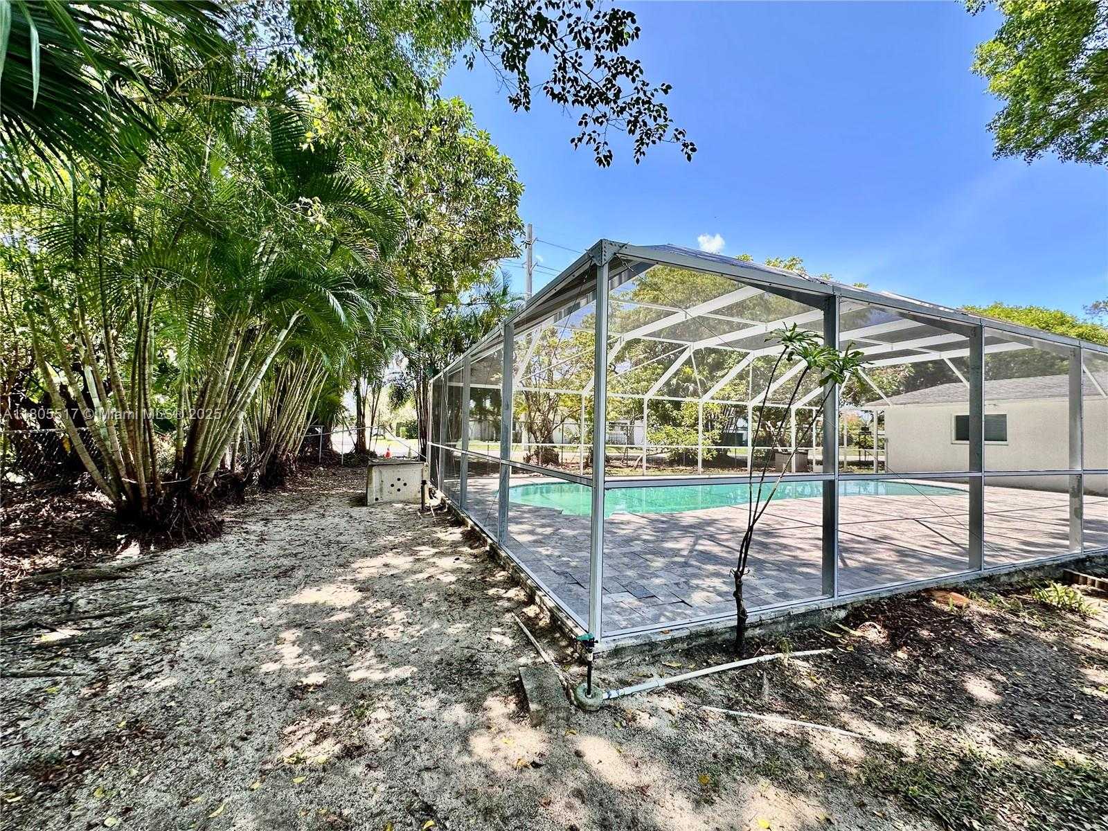 Small Image of 8890 SOUTH WEST 155TH TER, Palmetto Bay Number 66