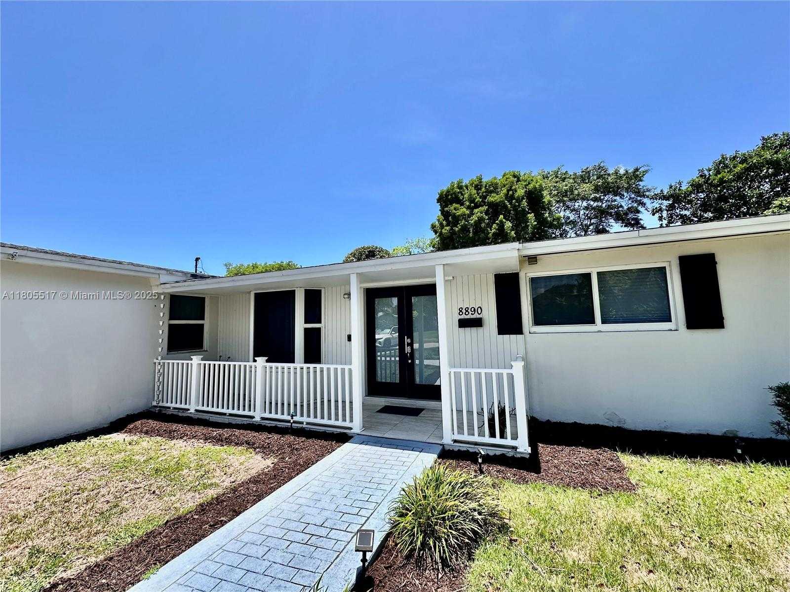 Small Image of 8890 SOUTH WEST 155TH TER, Palmetto Bay Number 9